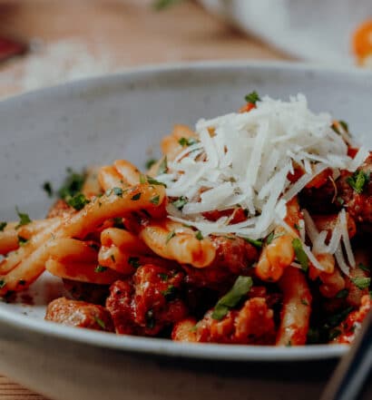 Strozzapreti mit Salsiccia und Pecorino
