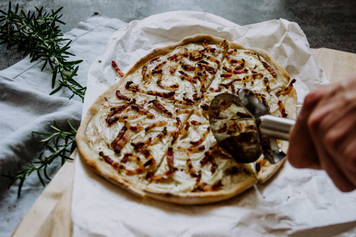 Elsässer Flammkuchen – Tarte flambée