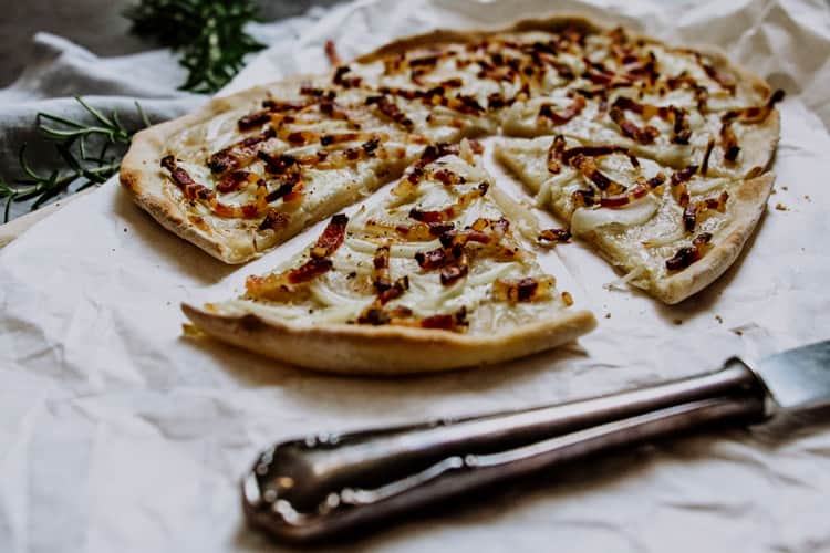 Elsässer Flammkuchen – Tarte flambée