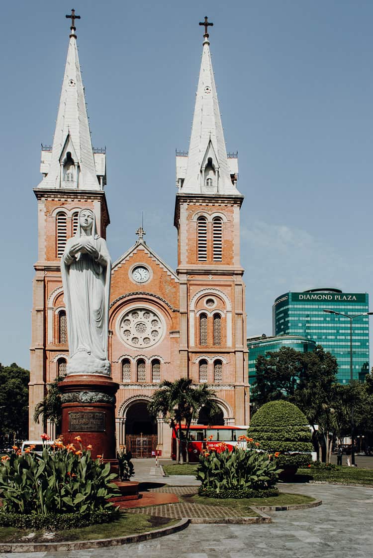Ein Spaziergang über die Dong Khoi und Le Loi in Saigon