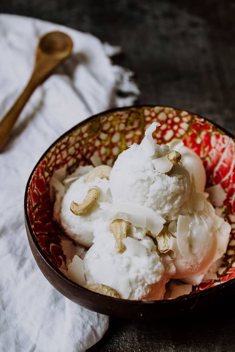 Thailändisches Kokoseis