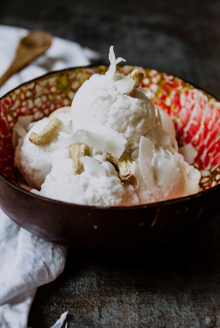 Thailändisches Kokoseis