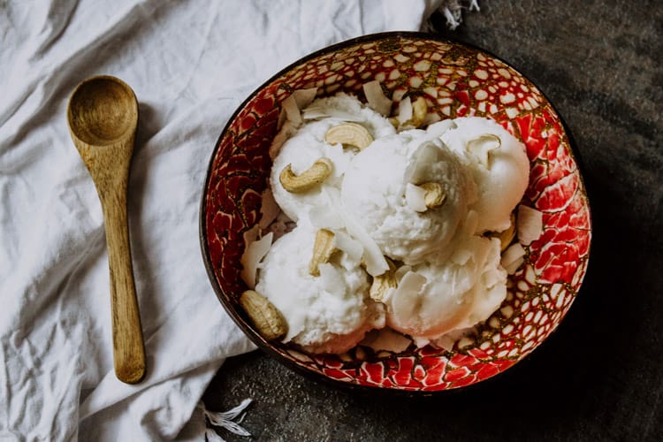 Thailändisches Kokoseis