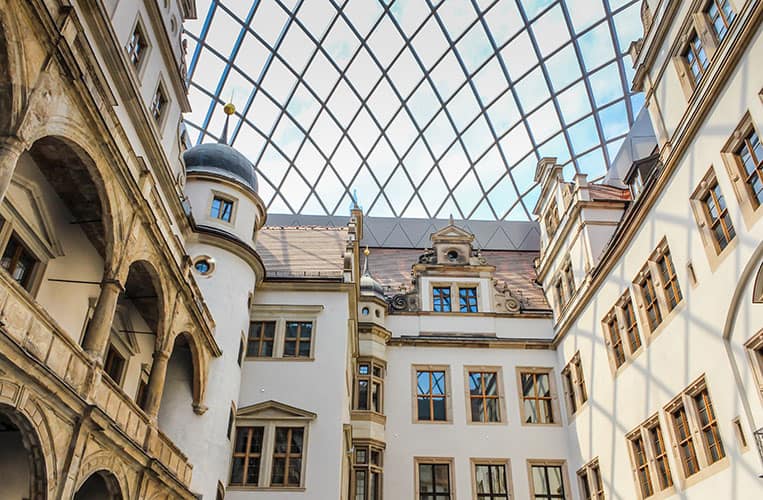 Der überdachte Innenhof des Residenzschloss