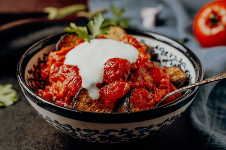 Köpoğlu tarifi – gebratene Auberginen mit Joghurt