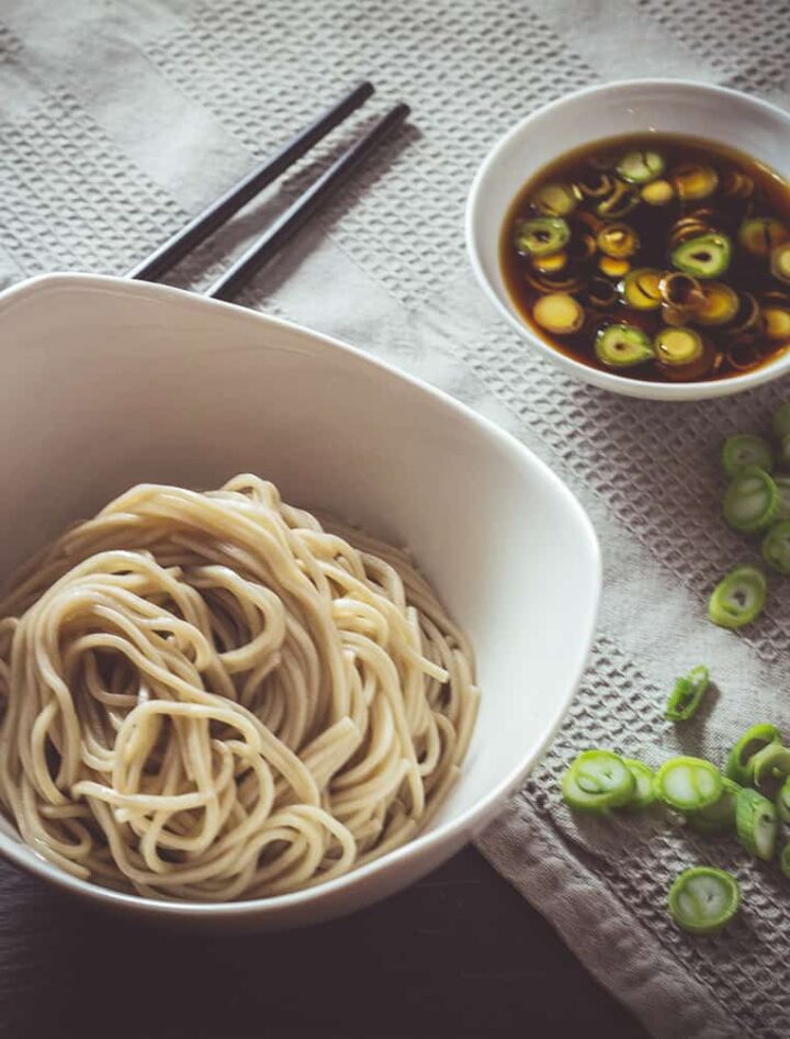 Soba Nudeln nach einem klassischen Rezept aus Japan