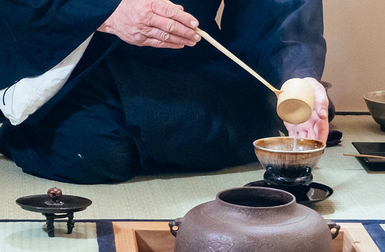 Die Teezeremonie im Mountain Resort Feuerberg