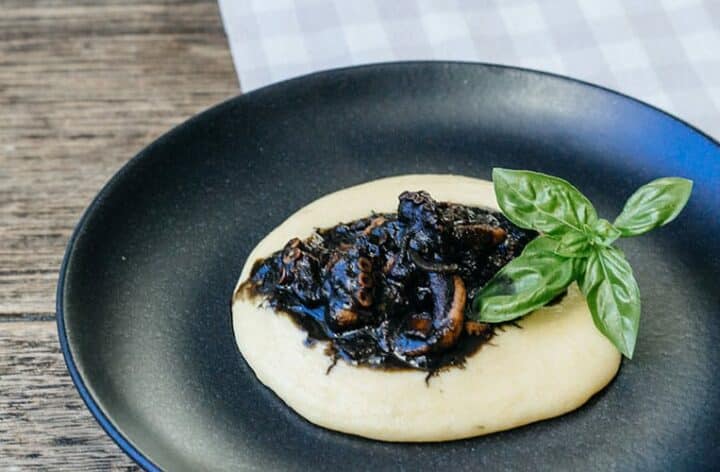 Seppie al nero con polenta