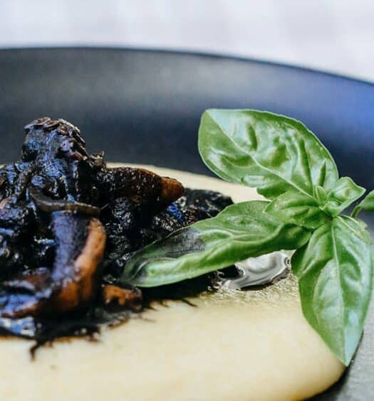 Seppie al nero con polenta