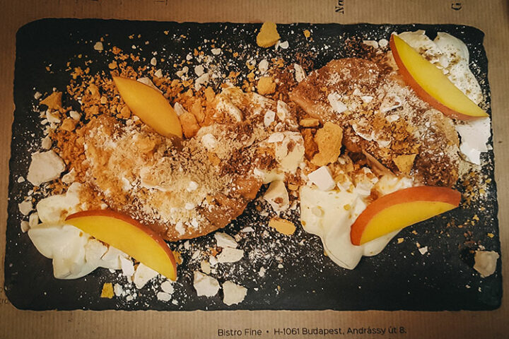 Essen im Bistro Fine, Budapest