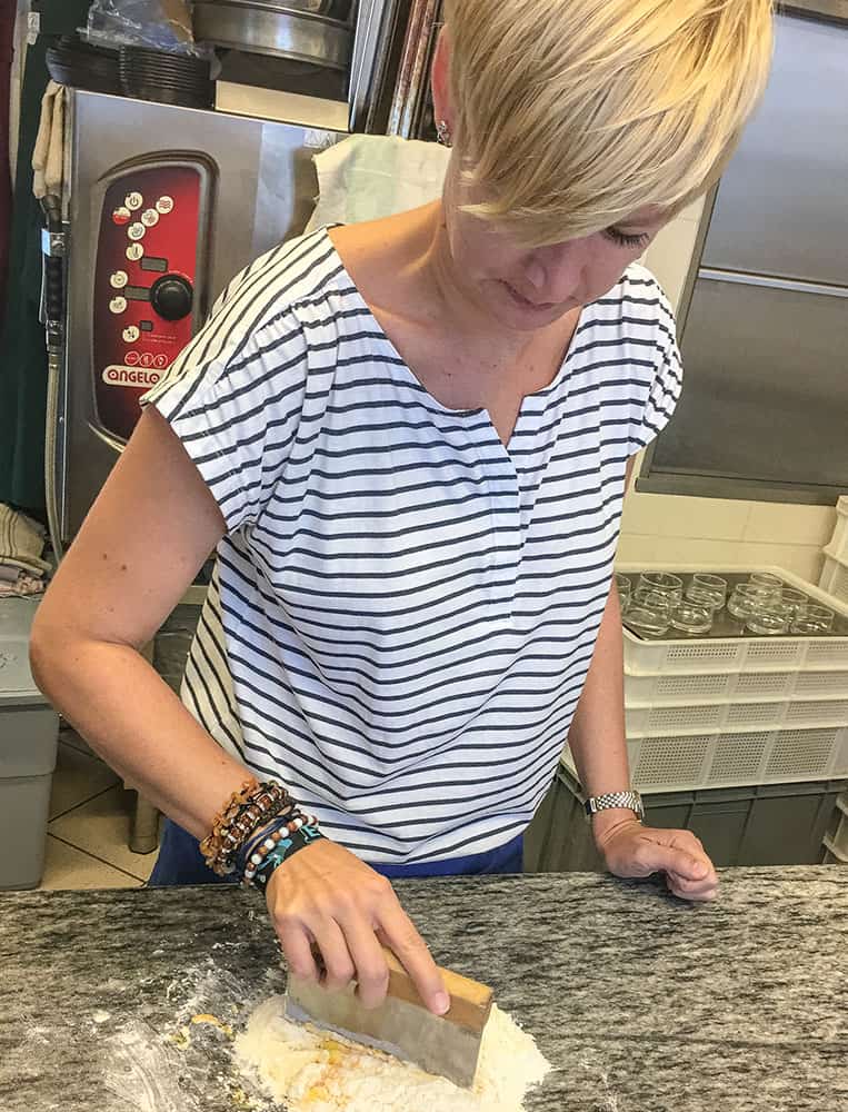 frischen Pastateig herstellen