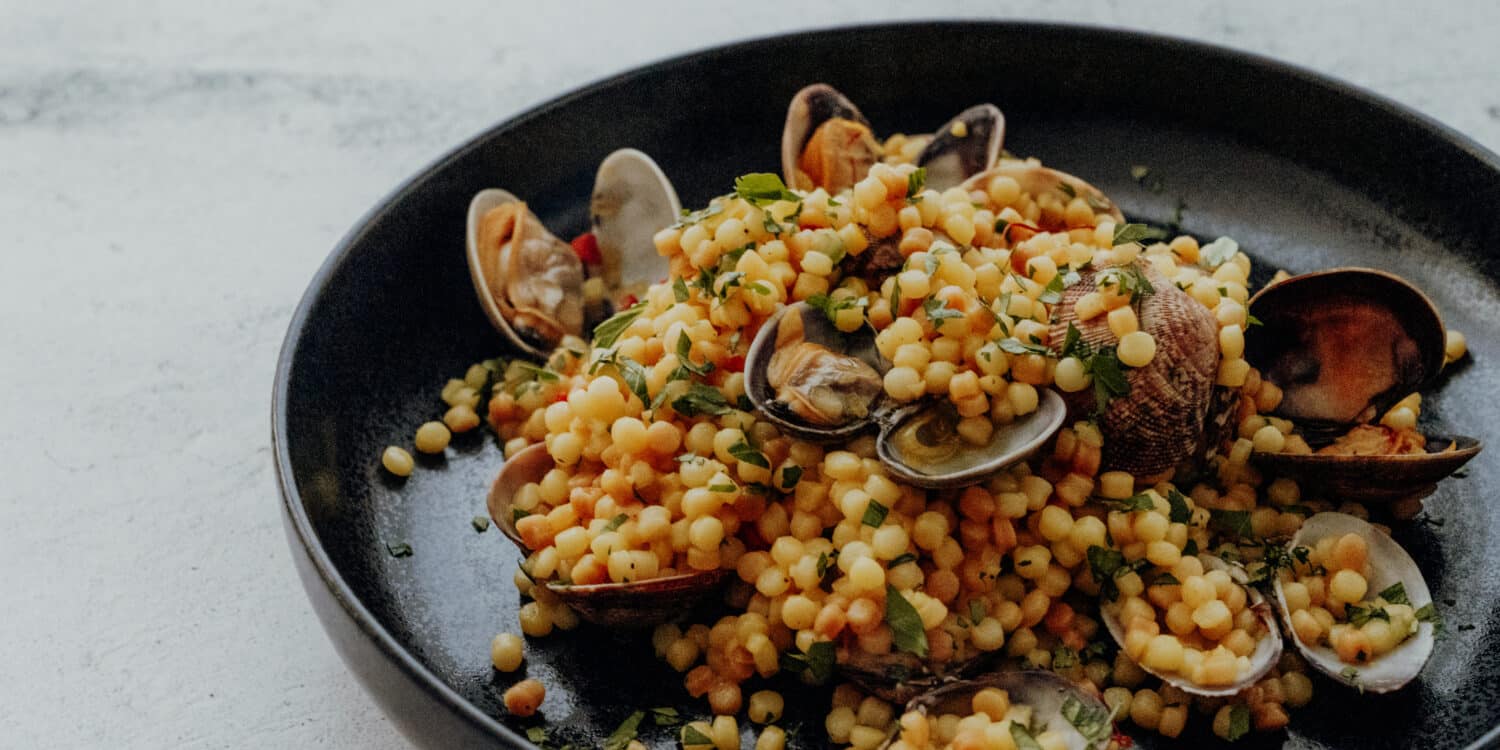 Fregola Sarda - Rezept für sardische Pasta mit Muscheln