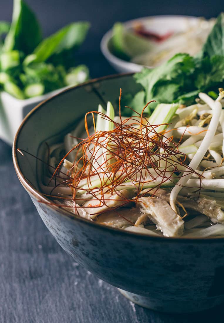 Pho Ga – Vietnamesische Nudelsuppe mit Huhn