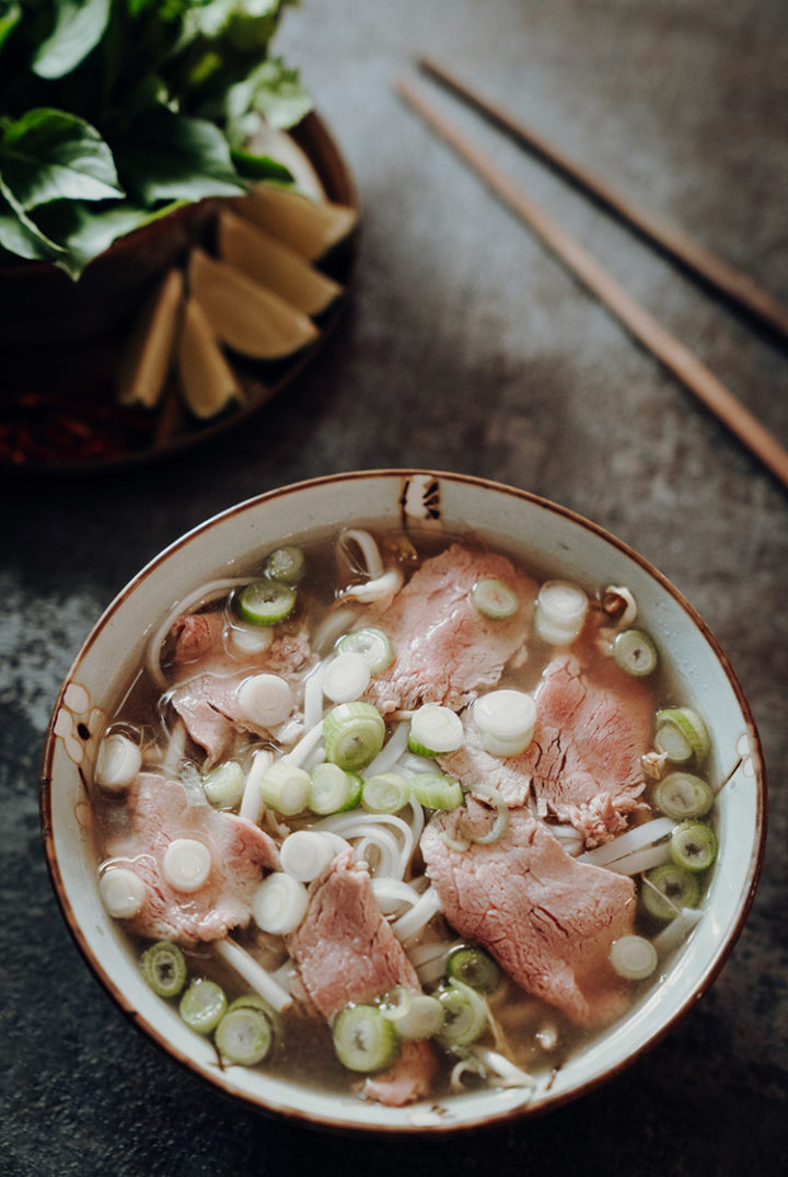 Pho Bo Saigon – Vietnamesische Nudelsuppe mit Rindfleisch