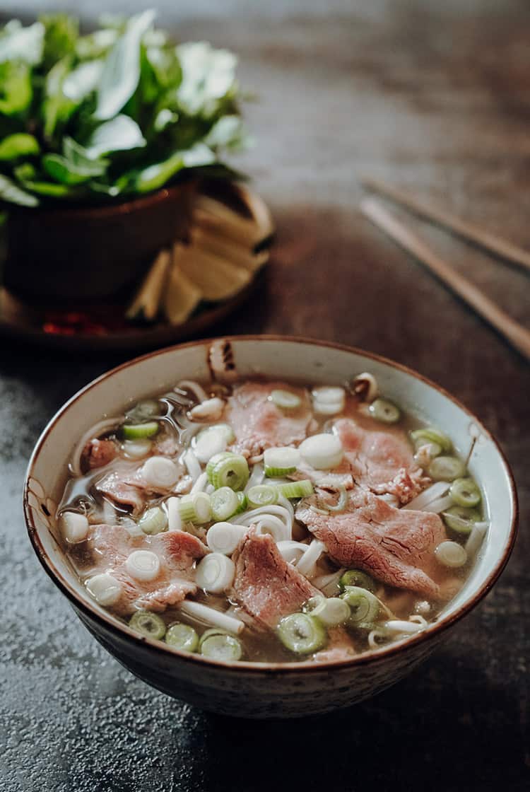 Pho Bo Saigon – Vietnamesische Nudelsuppe mit Rindfleisch