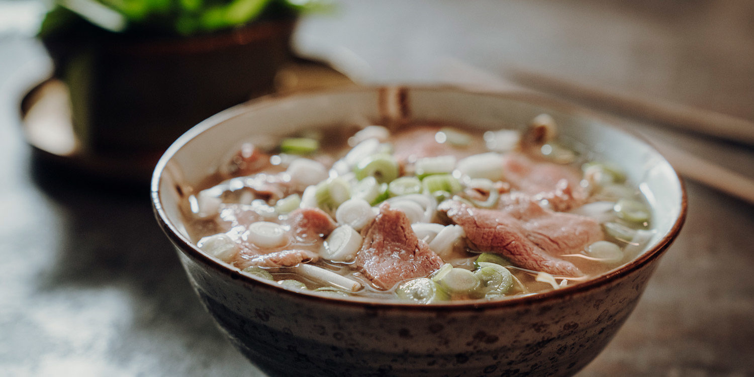 Pho Bo Saigon – Vietnamesische Nudelsuppe mit Rindfleisch