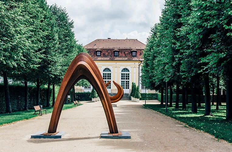 Der Hofgarten mit Orangerie