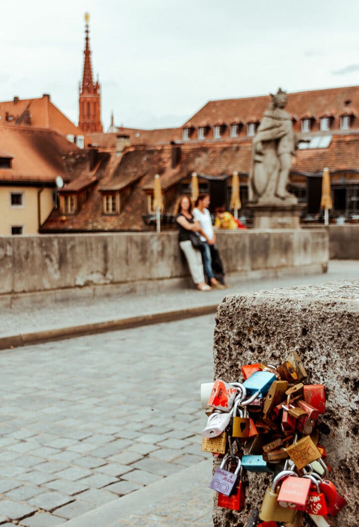 Die Alte Mainbrücke in Würzburg