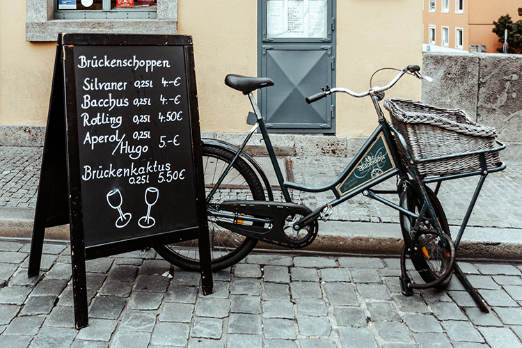 Die Alte Mainbrücke in Würzburg