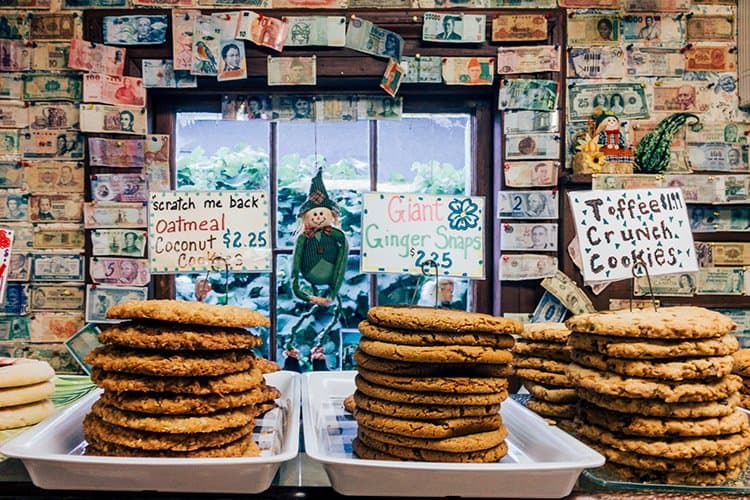 Jo-Ann's Deli Market & Bake Shop