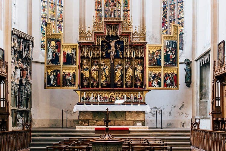 Die Stadtpfarrkirche St. Jakob