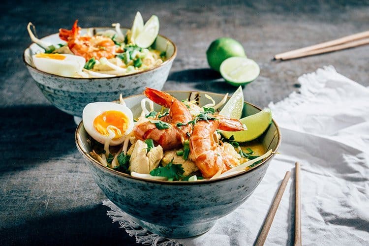 Laksa: scharfe & würzige Nudelsuppe aus Südostasien