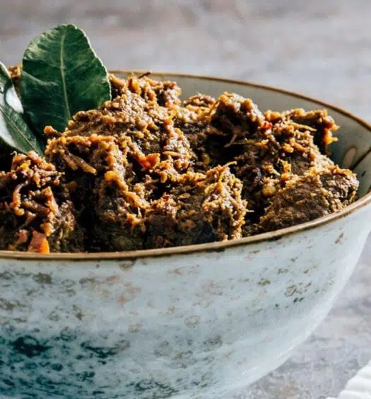 Würziges Beef Rendang Curry aus Indonesien