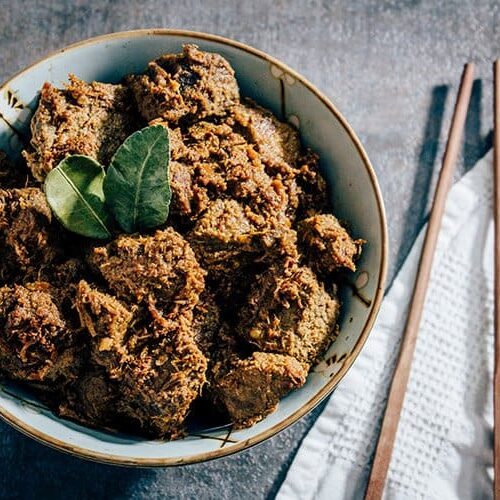Würziges Beef Rendang Curry aus Indonesien