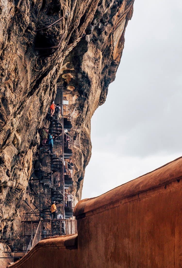 Aufstieg zu den Wolkenmädchen