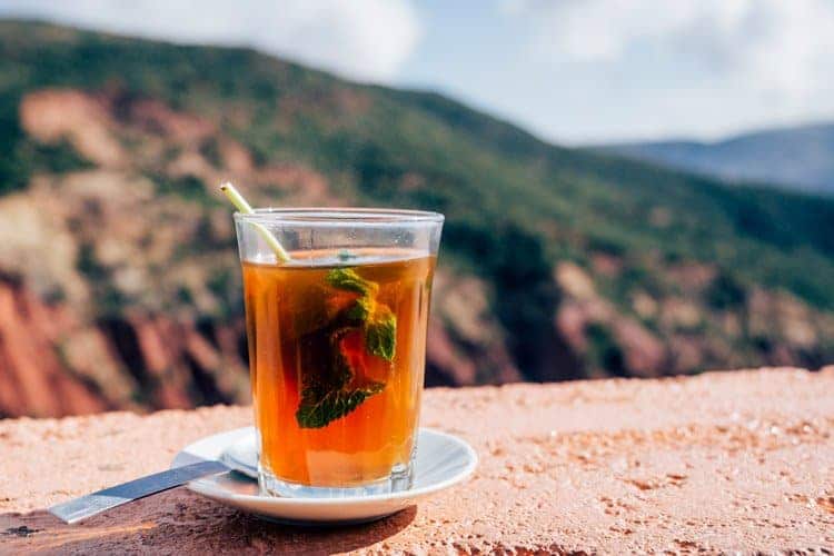 Berberdörfer am Fuße des Atlasgebirges