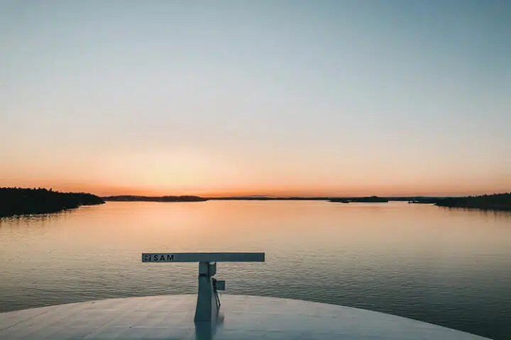 Sonnenuntergang im Stockholmer Schärengarten