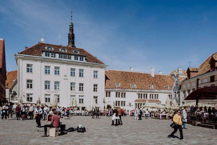 Der Rathausplatz in Tallinn