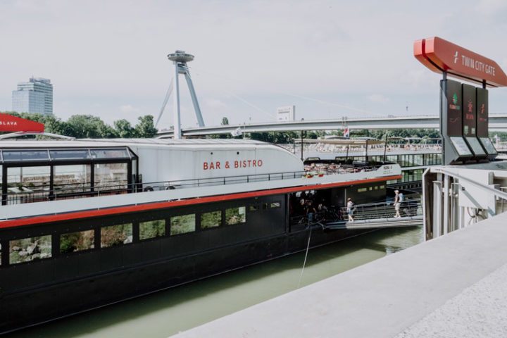 MIt dem Twin City Liner nach Bratislava