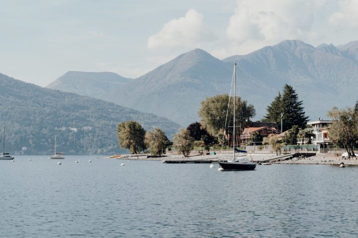 Ein Nachmittag mit dem Segelboot auf dem Lago Maggiore