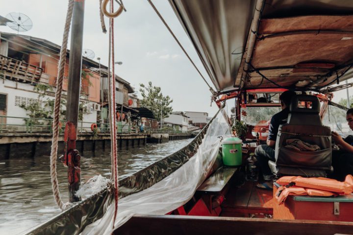 Das Khlong Saen Saep Kanalboot