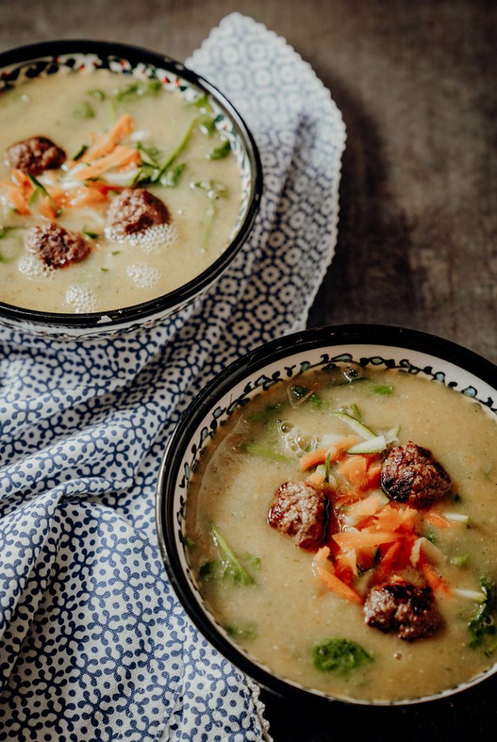 Türkische Gemüsesuppe mit Hackbällchen
