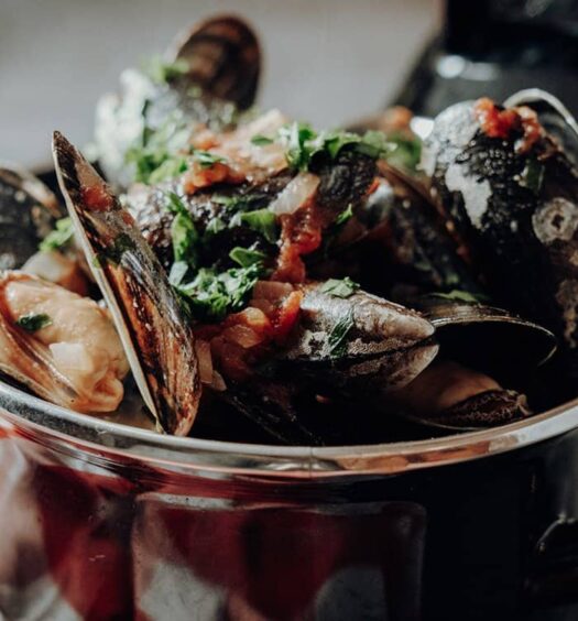 Miesmuscheln in Tomatensosse – Cozze al pomodori