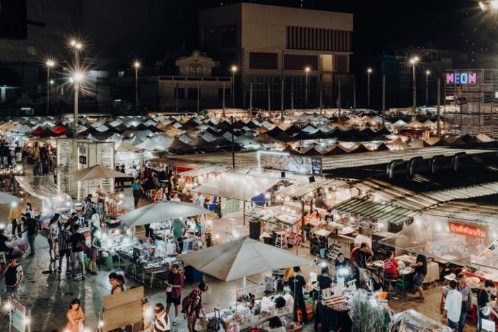 Talad Neon – Downtown Night Market