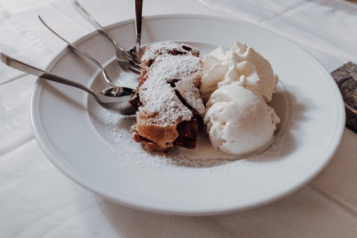 Inzell – Abendessen im urigen Forsthaus Adlgaß