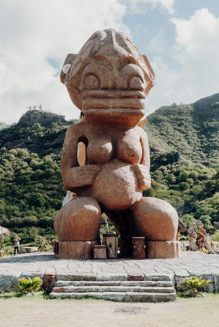 Tiki Tuhiva Nuku Hiva