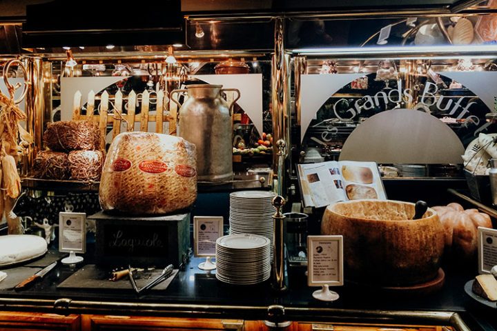 Le Grands Buffet