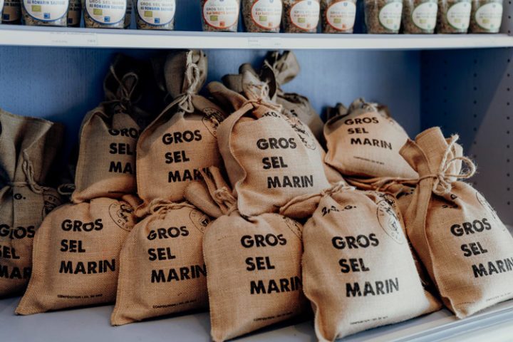 Salin de Gruissan in der Lagune der Ile Saint-Martin