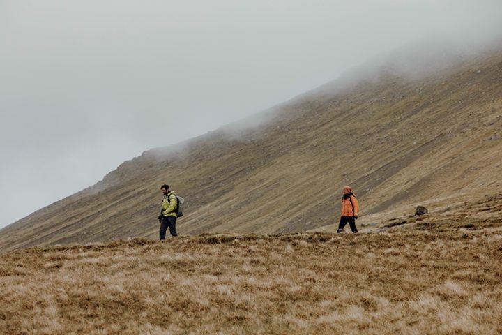 Wandern auf den Färöer Inseln – Bergwanderung auf den Slættaratindur