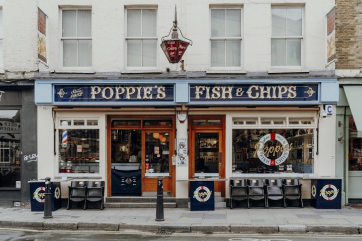 Iss die besten Fish & Chips der Stadt bei Poppie’s in Shoreditch