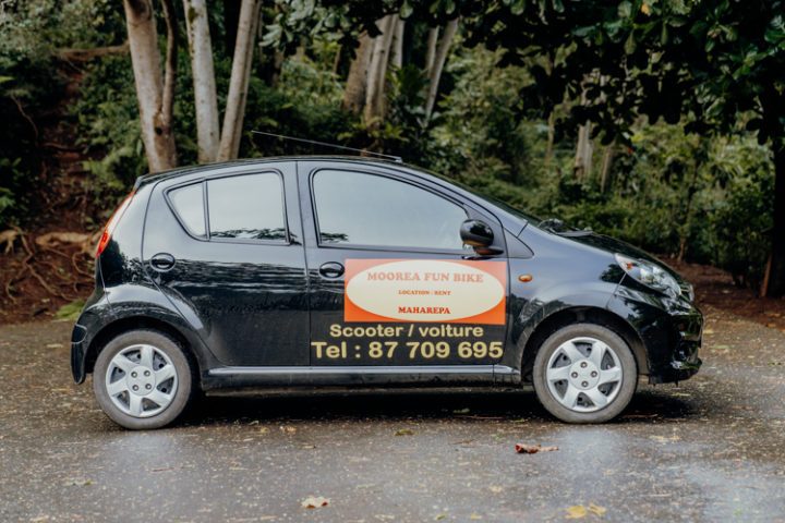 Mietwagen auf Moorea