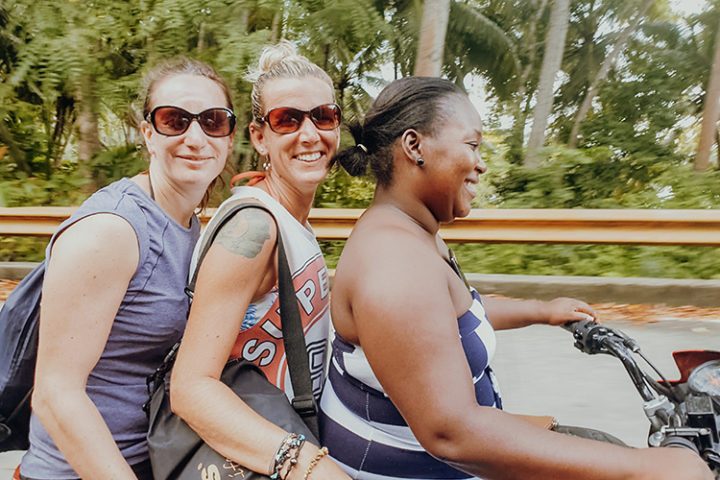 Moto-Taxis auf Providencia Kolumbien