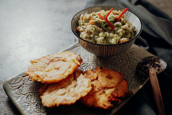 Patacones mit Guacamole – Rezept aus Kolumbien