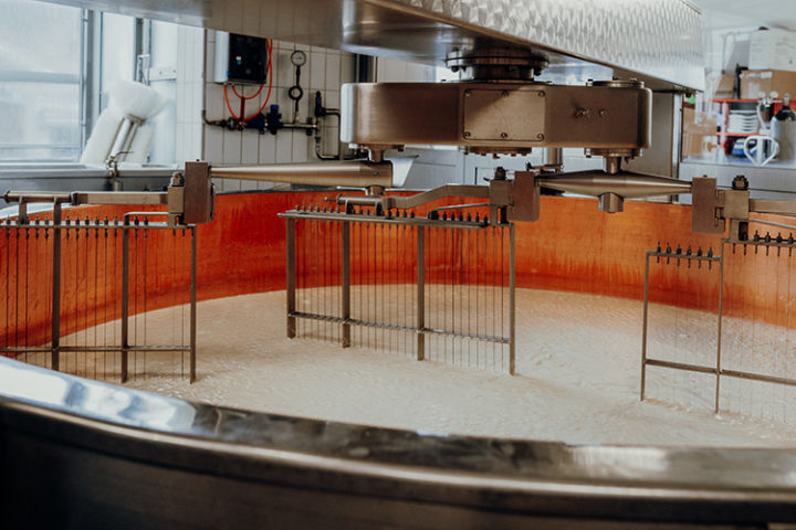 Dorfkäserei Laiterie de Grandvillard in Gruyère