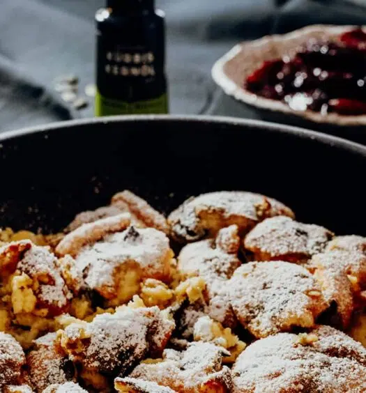 Steirischer Kaiserschmarrn mit Zwetschgenröster