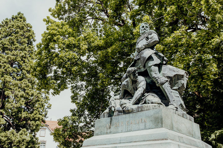 Mache einen Spaziergang durch den Fontanapark Chur